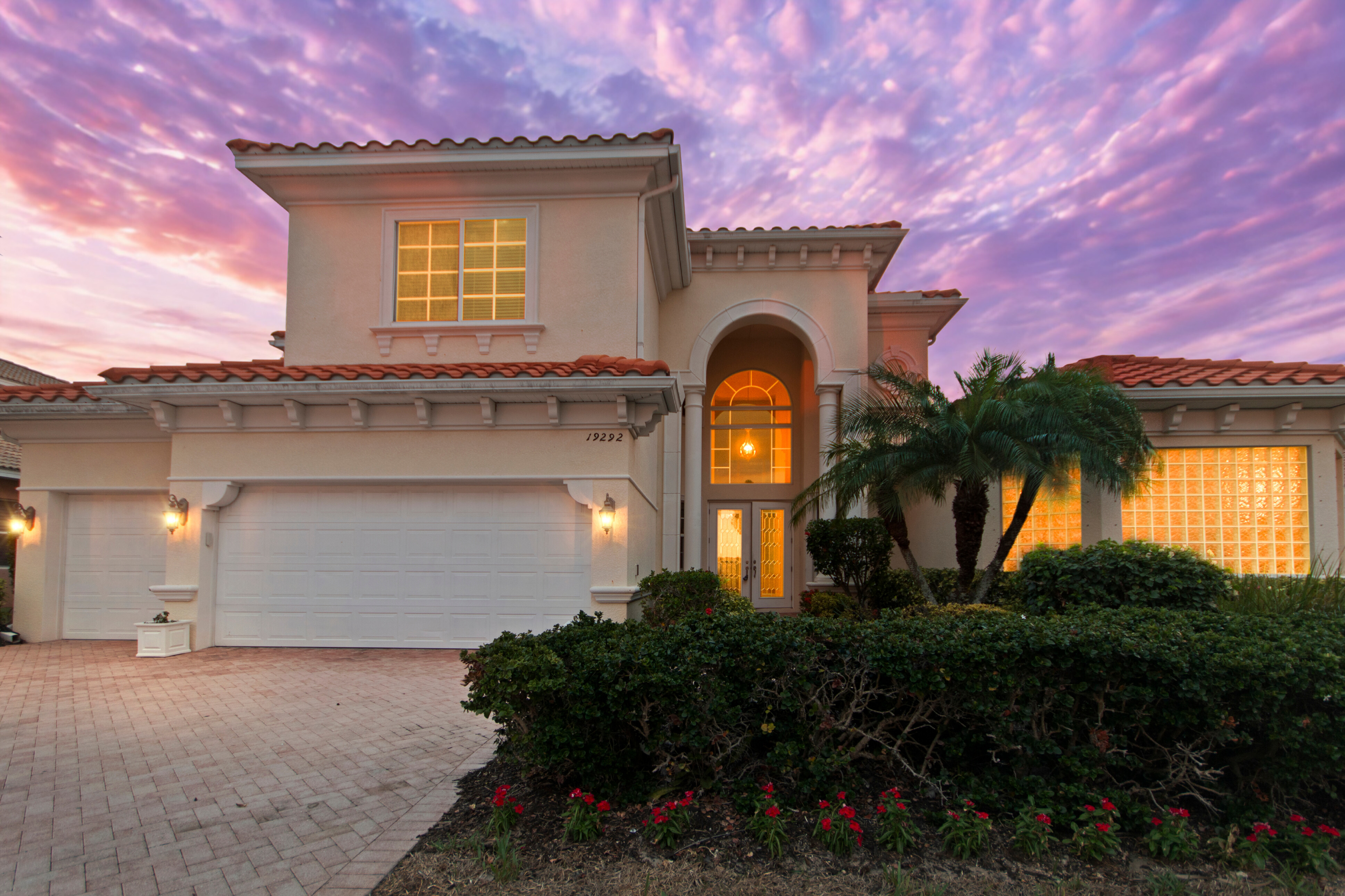 19292 La Serena Dr., Estero