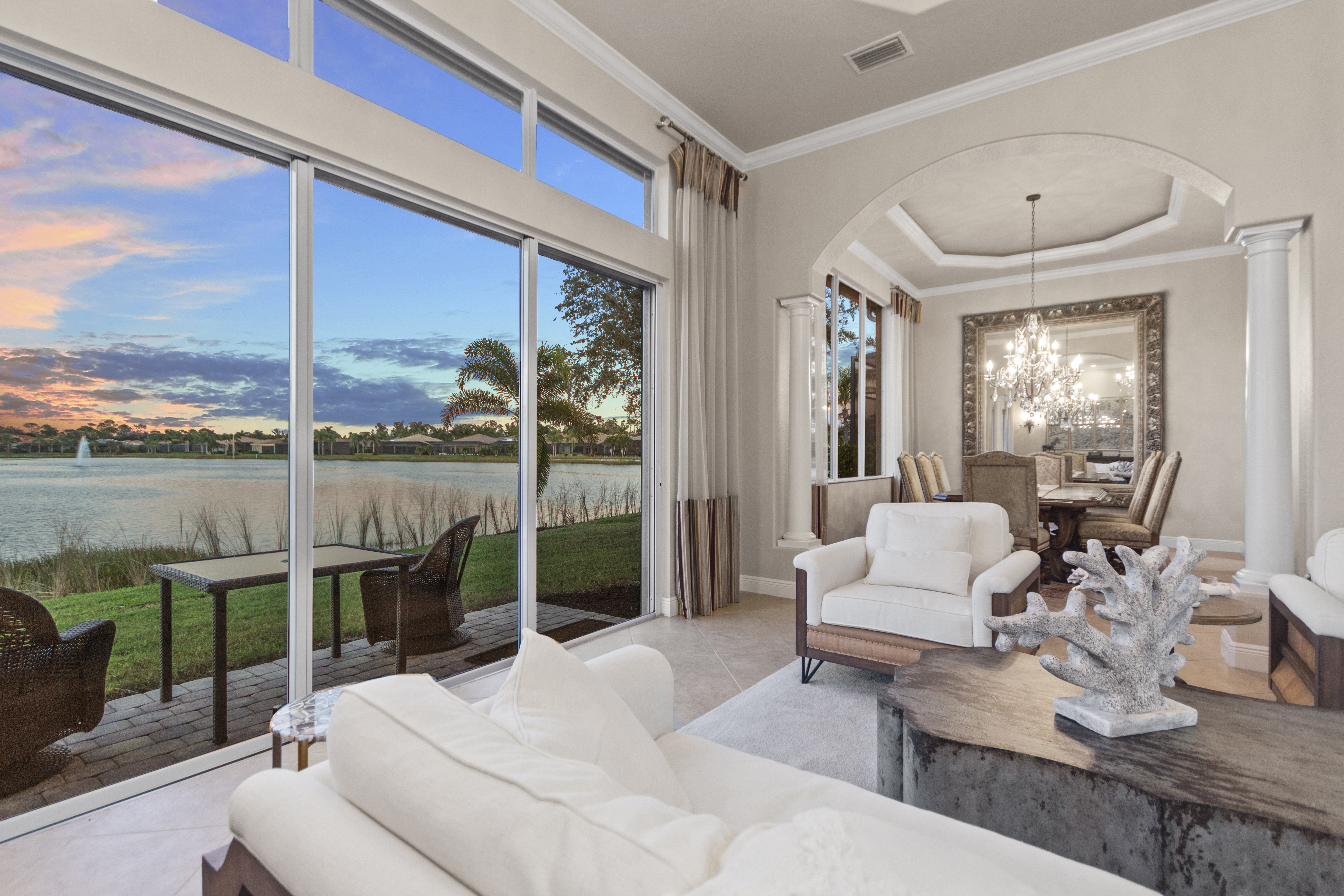 19229 La Serena Dr., Estero