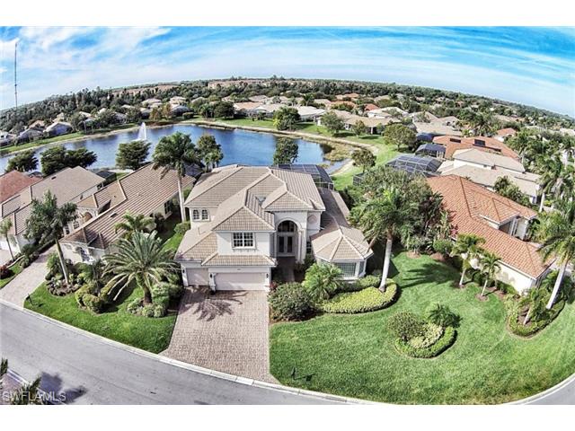 8766 Largo Mar Dr, Estero