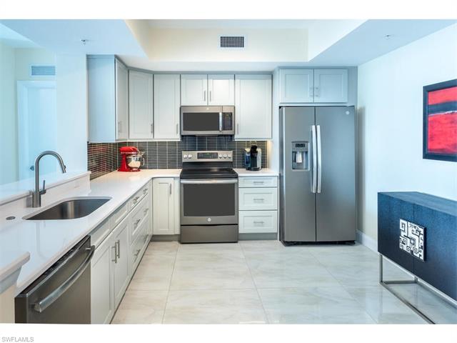3000 Oasis Grand Blvd 1505, Fort Myers