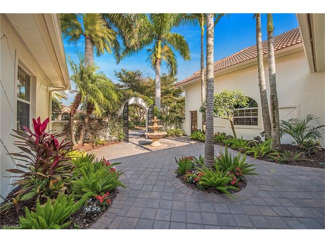 10067 Idle Pine Ln, Estero