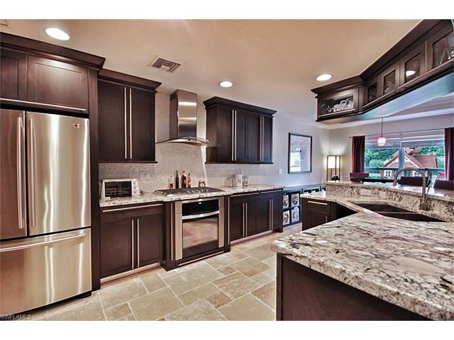9064 Astonia Way, Estero