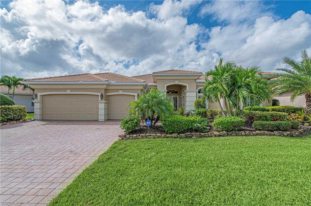 19351 La Serena Dr, Estero