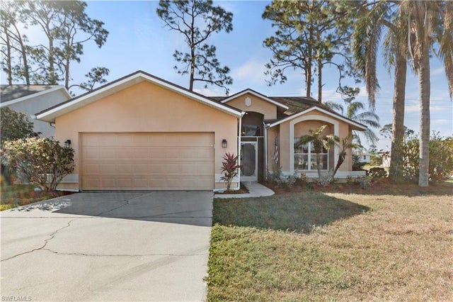 18000 Horseshoe Bay Cir, Ft Myers