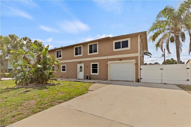 8156 Albatross Rd, Ft Myers