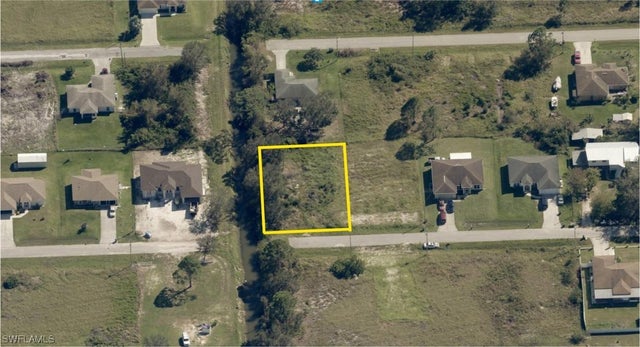 3801 4th St Sw, Fort Myers