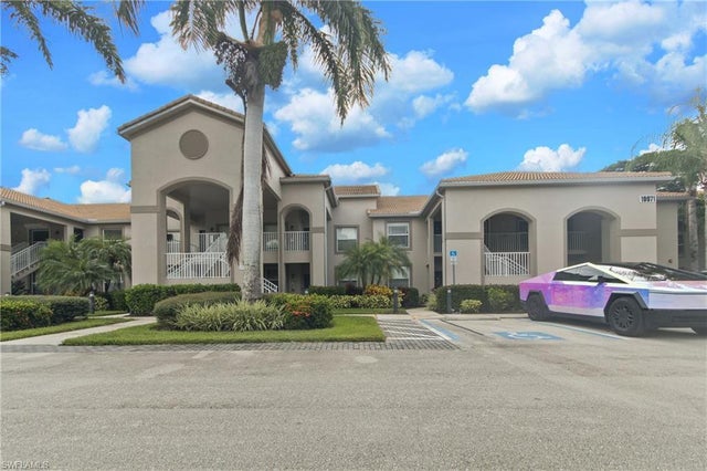 19971 Barletta Ln 1725, Estero