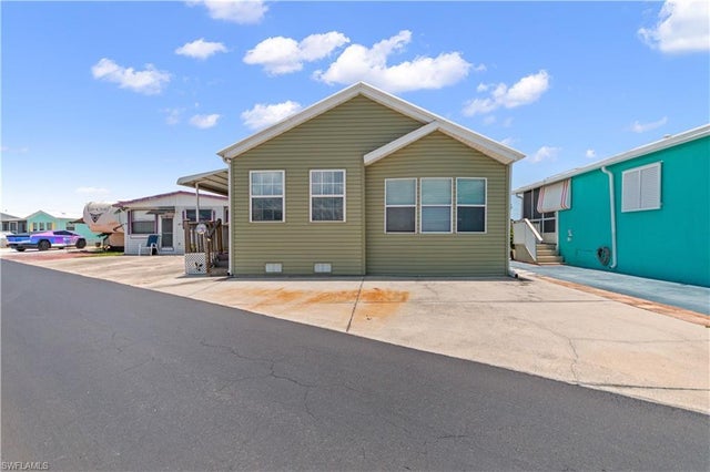11089 Sunglow Ln, FORT MYERS